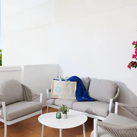 Banus - Banus Playa Rocio, Brand New, Direct Access To The Beach, Terrace Direct Views Of The Garden & Pool, 3-min Walk To Puerto Banus , Super Bright