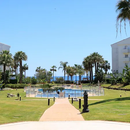 Banus - Banus Playa Rocio, Brand New, Direct Access To The Beach, Terrace Direct Views Of The Garden & Pool, 3-min Walk To Puerto Banus , Super Bright Apartmán Marbella