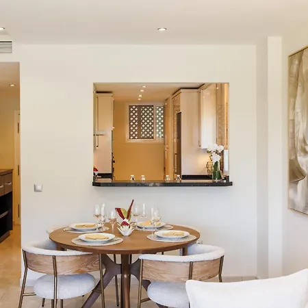 Banus - Banus Playa Rocio, Brand New, Direct Access To The Beach, Terrace Direct Views Of The Garden & Pool, 3-min Walk To Puerto Banus , Super Bright *